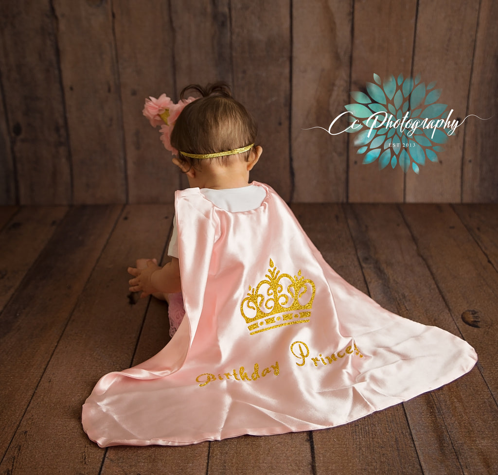Pretty Princess Roses and Petal Dress Woman 3D Customized Cake (HR005) |  CAKEINSPIRATION SG